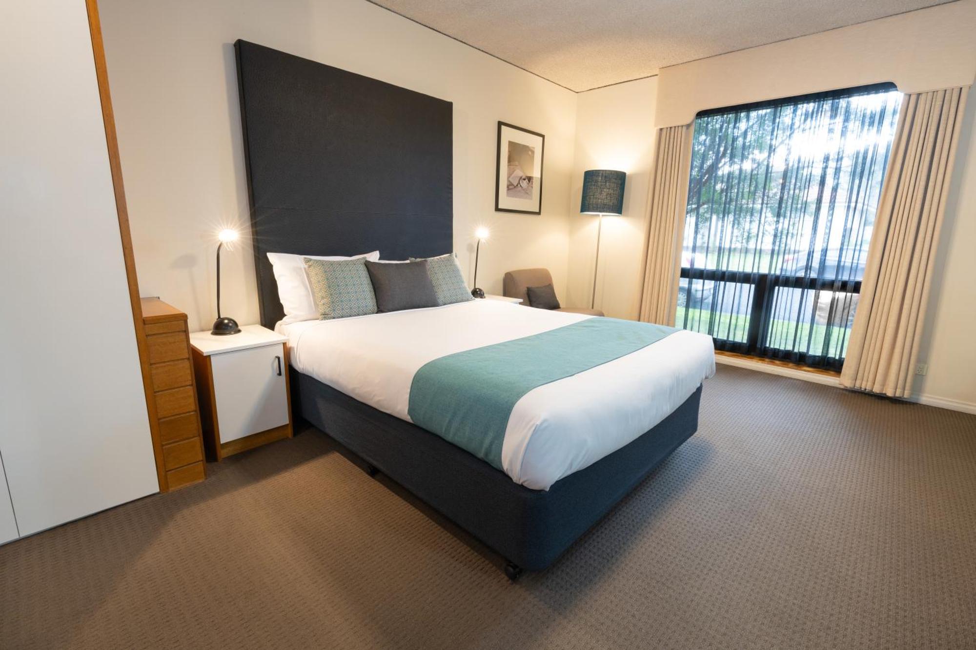 Sovereign Park Motor Inn Ballarat Exterior photo